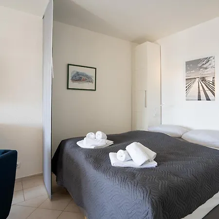 H3 53 - Hanseat - Aussenschwimmbad Apartment Scharbeutz