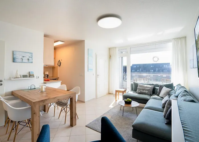 H3 53 - Hanseat - Aussenschwimmbad * Scharbeutz